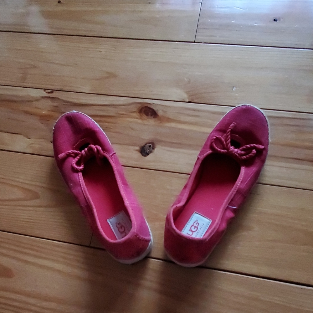 Flats - Picture 3 of 3